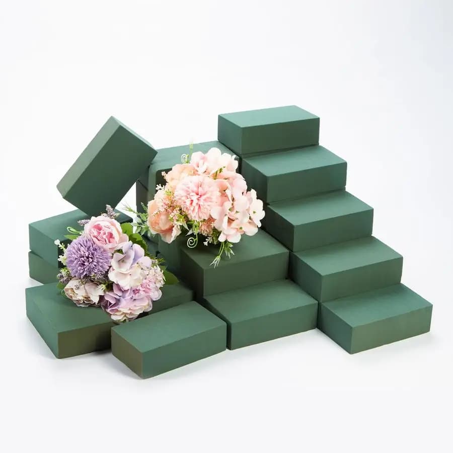 30 Blocks of Floral Foam, 5.5L x 3.1W x 1.7H, Green Foam for Fresh and Artificial Flowers, Foam for Wedding Plants