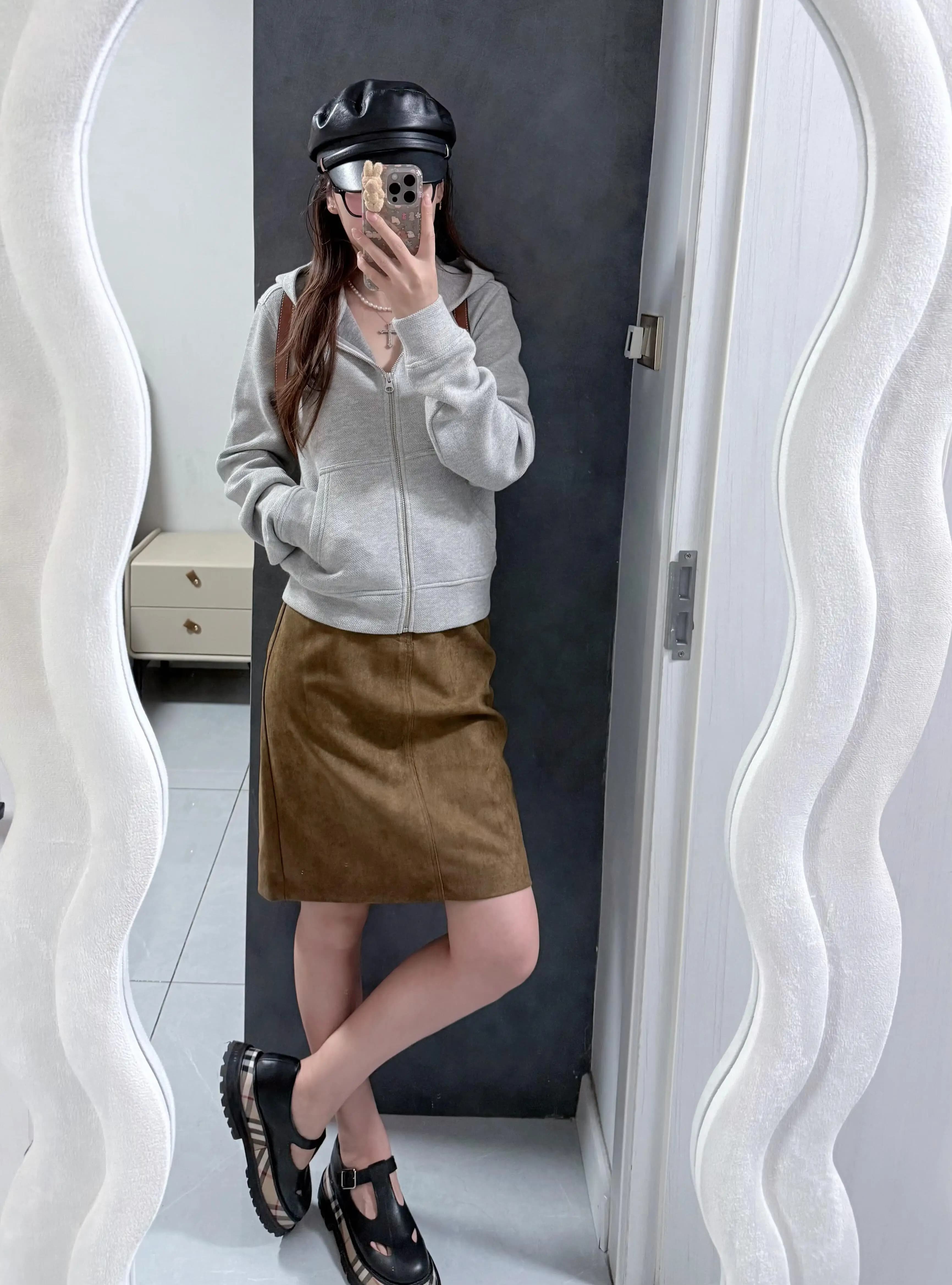 High Quality Suede Skirt Women's Autumn Winter New Style Versatile Straight Leg High Waist Zipper Design Fashionable Gol...