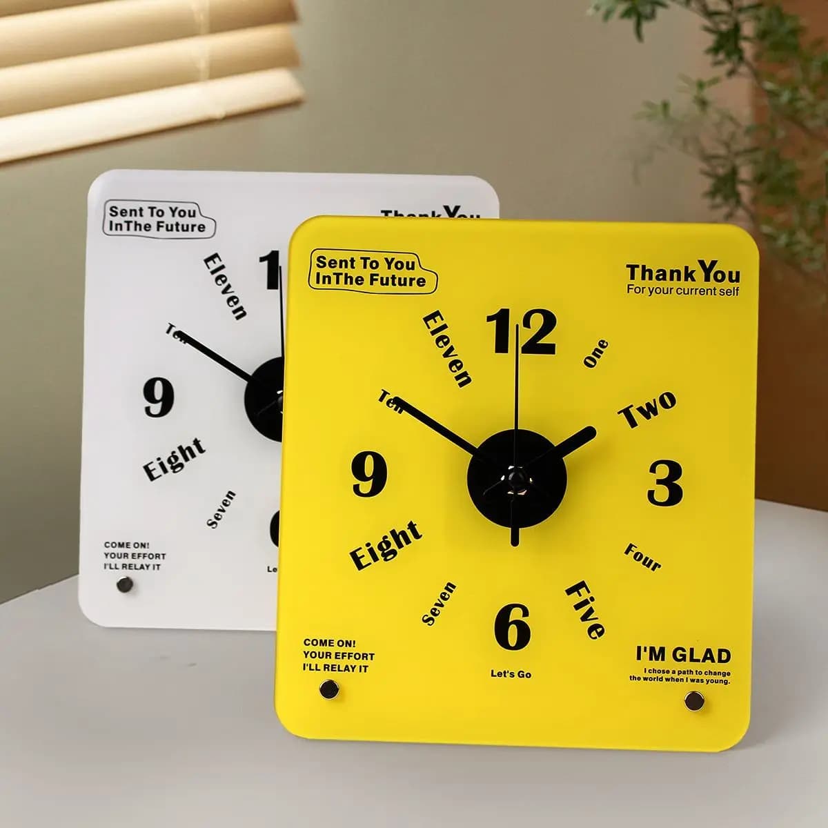 Orologio da tavolo silenzioso ed elegante, ornamento, pendolo creativo, soggiorno, camera da letto, orologio da parete, design moderno, piccolo orologio da comodino
