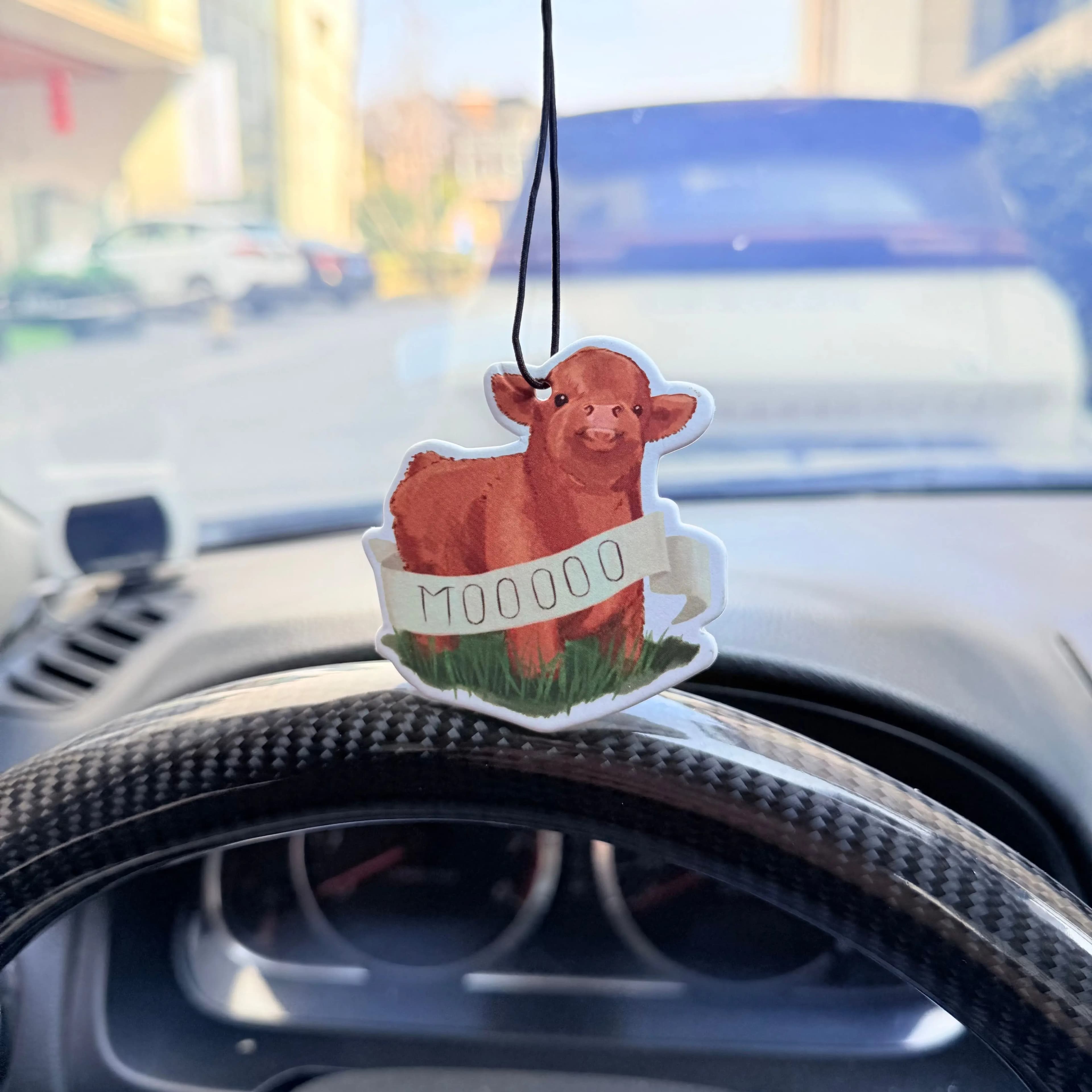 1 pz. 'MOOOOO' Deodorante per auto, profumo rilassante per auto, deodorante per ambienti auto, accessorio per specchietto retrovisore, ciondolo profumato per presa d'aria auto