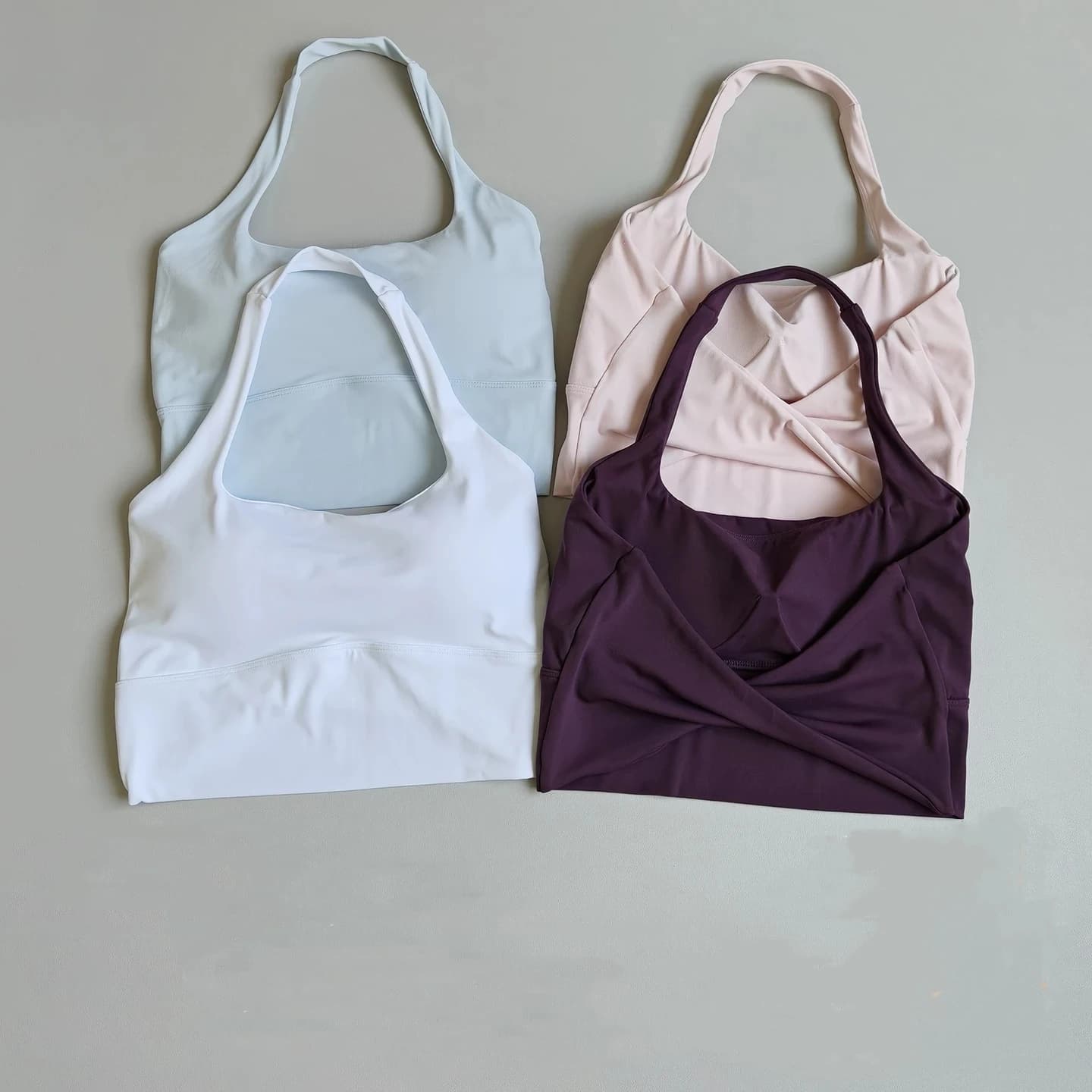 Nuovo Top Sportivo da Donna con Scollo all'Americana e Schiena Scoperta, Asciugatura Rapida, per Yoga, Fitness, Pilates, Palestra, con Coppe Integrate