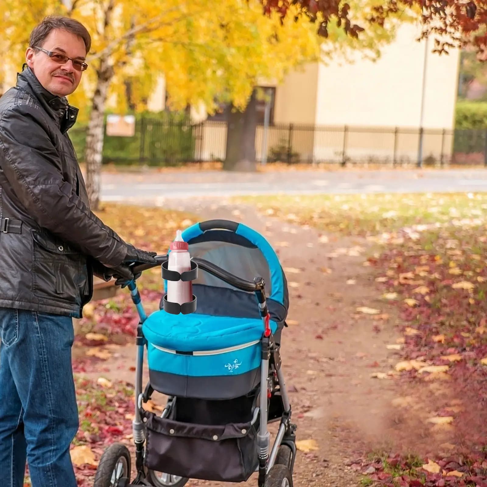 Portabicchieri Universale per Passeggini, Sedie a Rotelle, Biciclette, Carrelli, Scooter, Tricicli, Deambulatori - Porta Bevande per Esterni