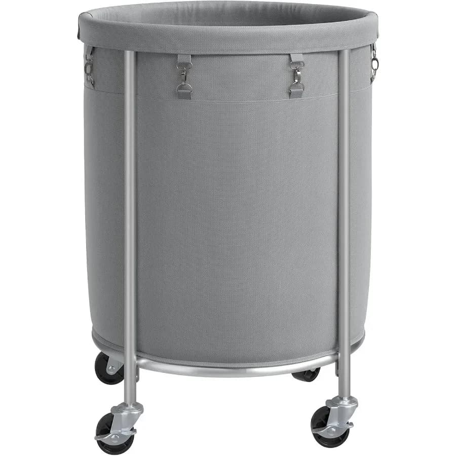 Cesto portabiancheria con ruote Cesto portabiancheria con ruote da 45 galloni con borsa rimovibile e carrello portabiancheria rotondo con struttura in acciaio con 4 contenitori