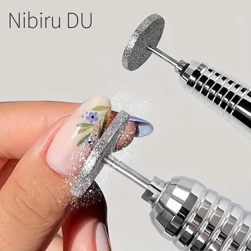 Punte da trapano per unghie elettriche Levigatura Testa per lucidatura delle unghie Strumenti per manicure Smalti per unghie portatili Rimozione della pelle morta Manicure