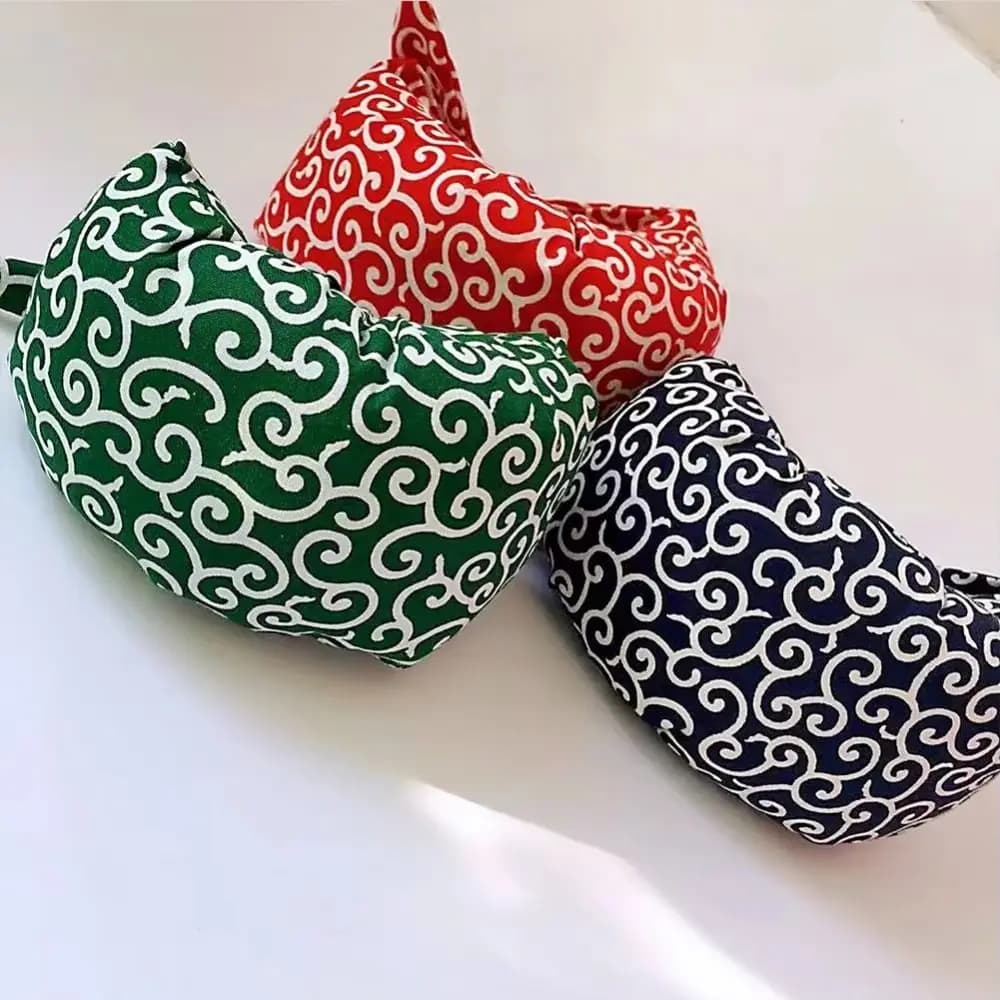 Premium Tang Grass Pattern Divertente Sciarpa per animali domestici Bandane per cani regolabili lavabili Fazzoletto morbido creativo per animali domestici Gattino