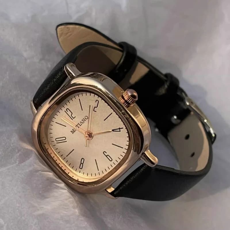 Replica Swiss Wrist Watch Square Quartz Digital Mini Dial Leather Strap Watch Fashion Waterproof Wrist Watch for Women Reloj Mujer