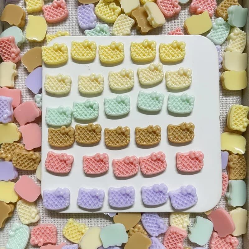 50Pcs Mini Fake Food Resin KT Cat Head Waffle Cookie Charms DIY Cream Glue Earrings Hair Clips Nail Art Card Photo Frame Decor