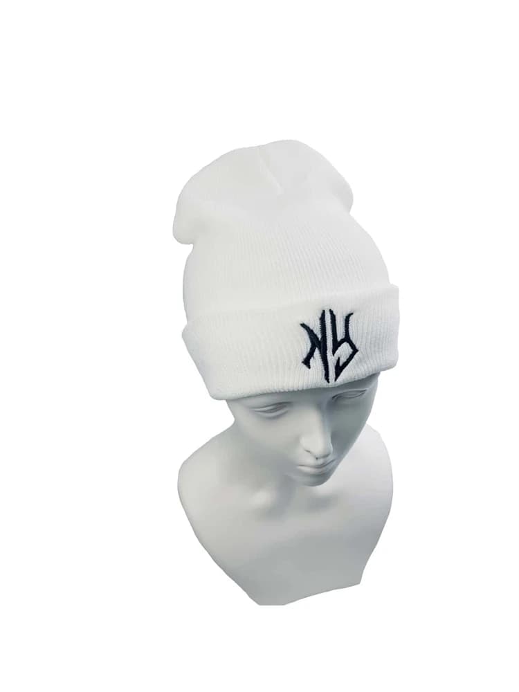 1pc Three-dimensional Letter Pattern Embroidered Knitted Hat Outdoor Sports Hat Suitable For Autumn And Winter Wear