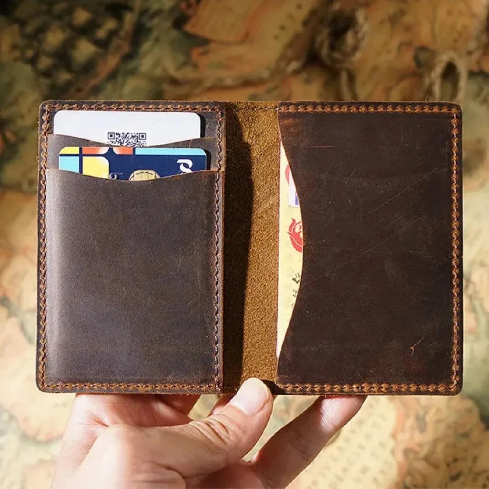 Porta carte sottile tascabile in vera pelle per donna uomo, portafoglio bifold in pelle minimalista per ufficio d'affari e viaggi