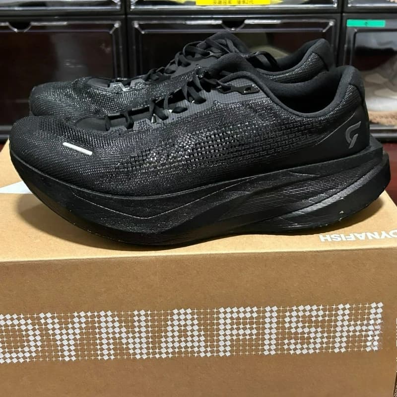 Original Brand Running Shoes Men Women Top Quality Carbon Plate Training Shoe Super Light Jogging Shoes Couples Mesh Sport Shoe