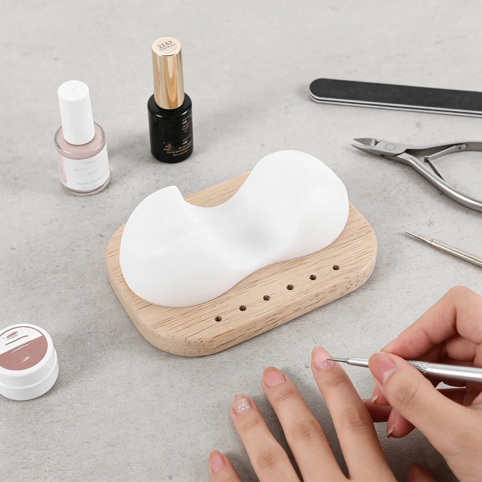 Supporto in Silicone per Punte da Trapano per Unghie, 6 Fori, Organizzatore Portatile per Strumenti da Manicure, Scatola Porta Punte per Unghie, per Salone e Scrivania