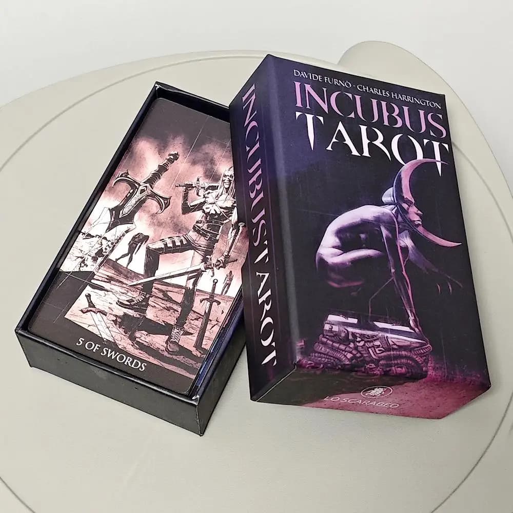Incubus Tarot Deck 78 pezzi Carte dei tarocchi a tema incubo basate sul sistema Rider Waite 12*7 cm