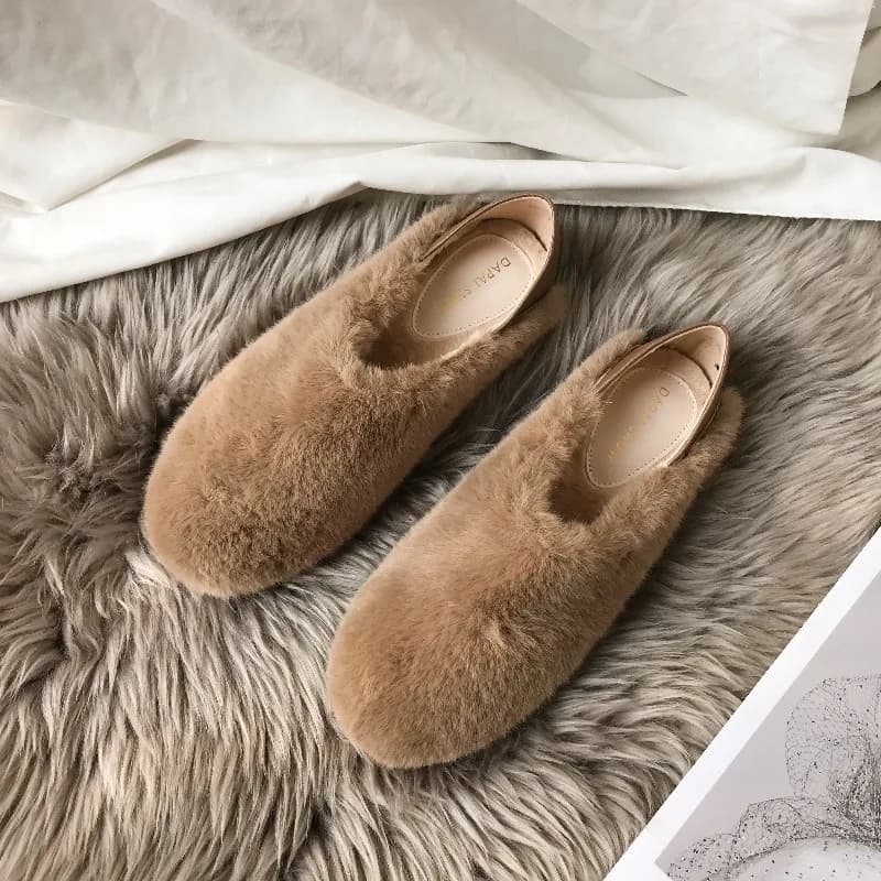 Women's Fashion Downy Slip on Moccasins Women's Warm Winter Flat Slice Shoes Soft Silly Moccasins Beige Mummy Grandma Furry Dancers