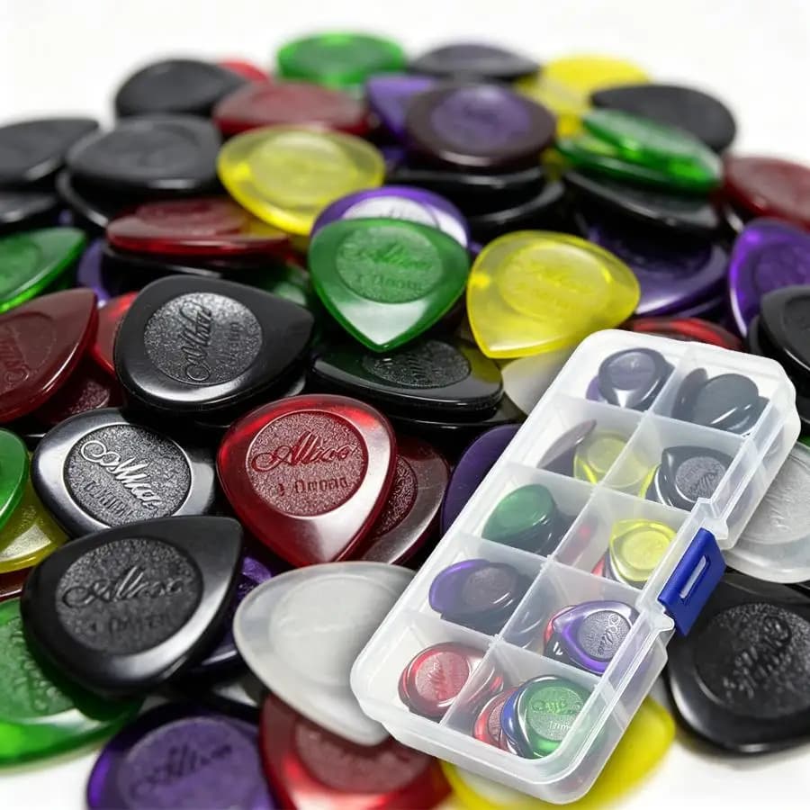 30pcs Transparent Celluloid Guitar Plectrums, Playing Picks String Instrument Accessories for Electric Guitar, Bass, Ukulele XJM