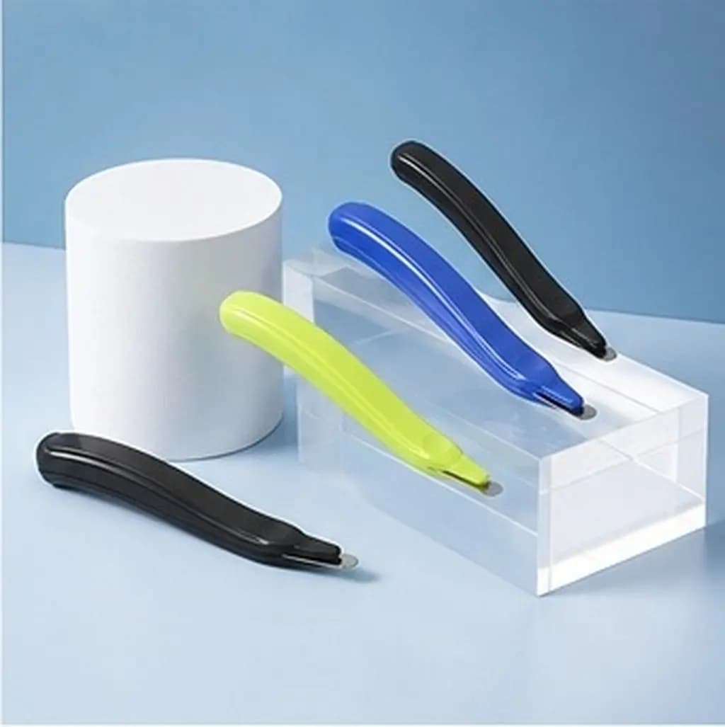 3Pcs Staple Remover Tool Metal Tip Heavy Duty Non Slip Easy Grip Office School Home Document Staple Puller Small Stapler Remover