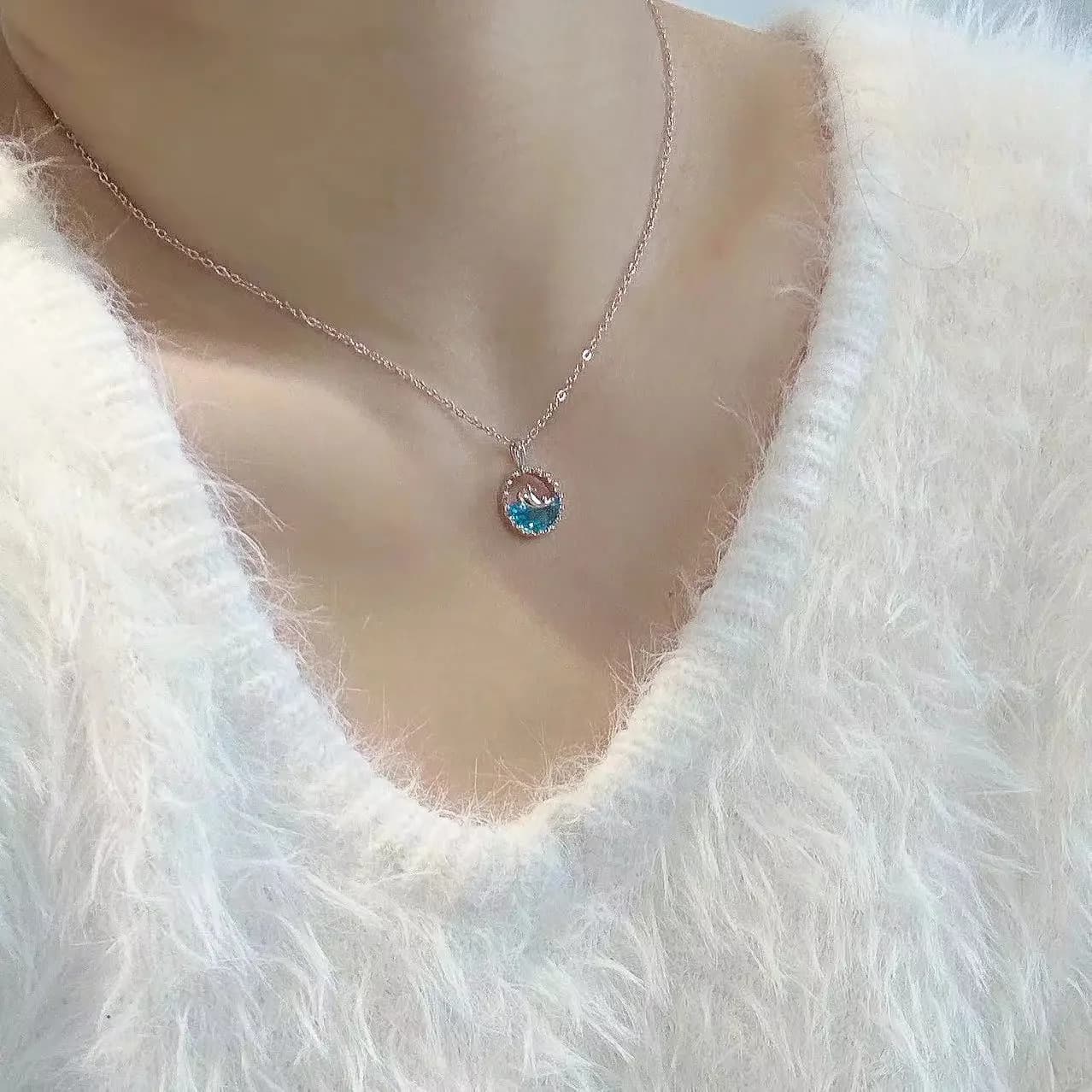 2026 Women's Necklace, "Whale for You" Premium Iridescent Blue Ocean Clavicle Chain, Ocean Collection