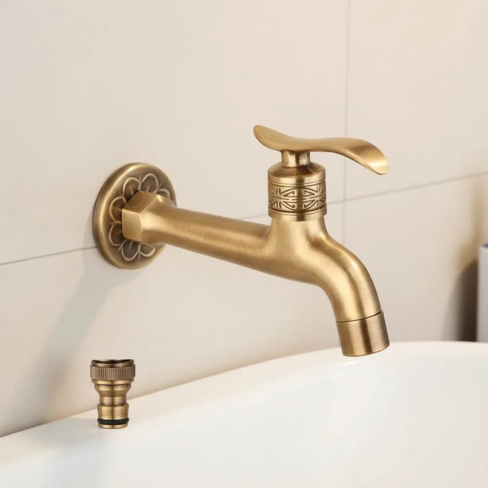 Outdoor Brass Outdoor Garden Faucet, Wall Mount, Cold Water Faucet, G1/2 Inch Flexible Pipe Faucet for Bathroom in Patio