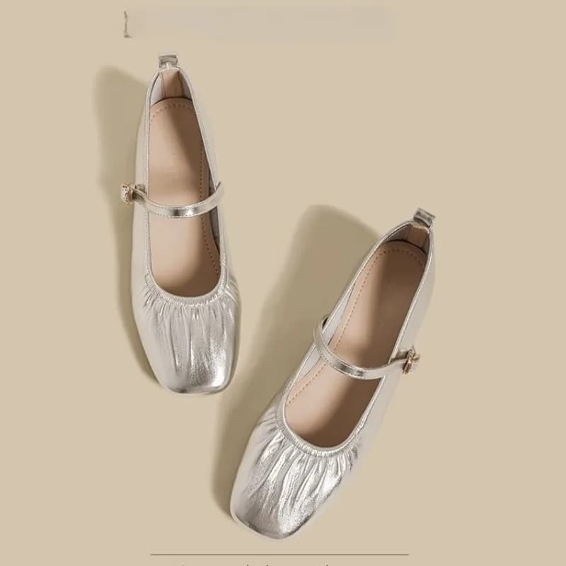 New spring shoes with square tip, low neck, pleated, monofascia, soft sole, non-slip, wear-resistant