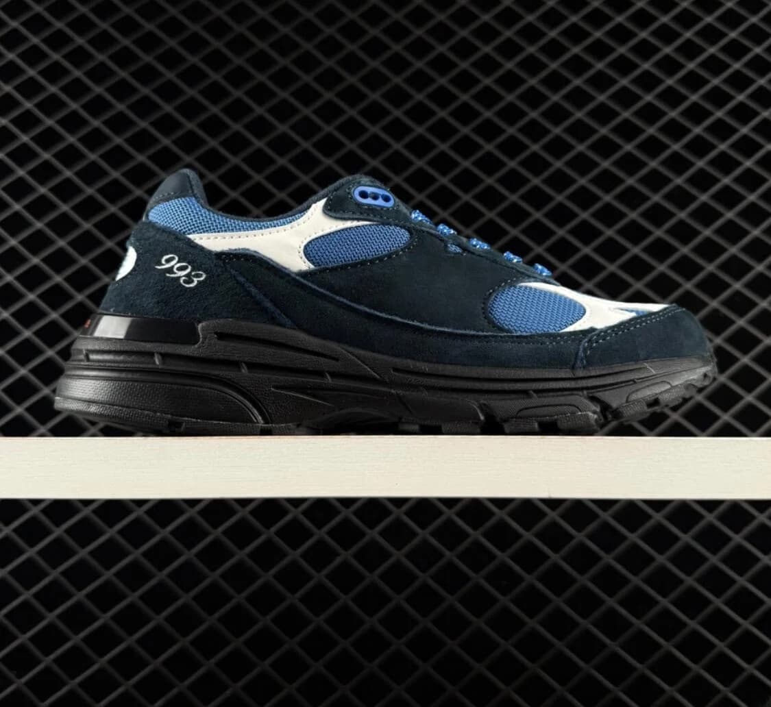 2026 New Retro Running Shoes MR993 Unisex Breathable Lightweight Low Top Casual Sneakers Comfortable Height Increasing ‮seohS neW balanceeS