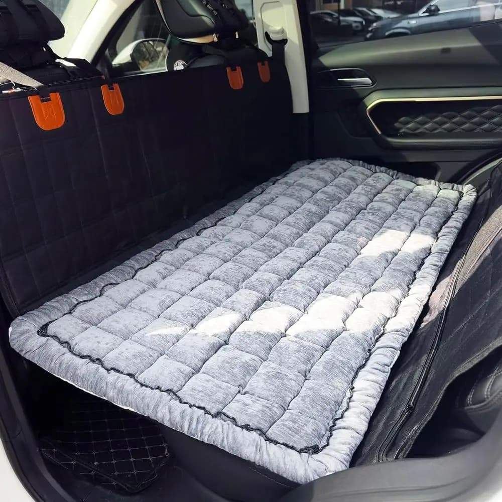 Four-wheeled dog mat for rear seat car, deluxe non-slip seat covers for pets, SUV extender (gray, 24,8x54 inch)