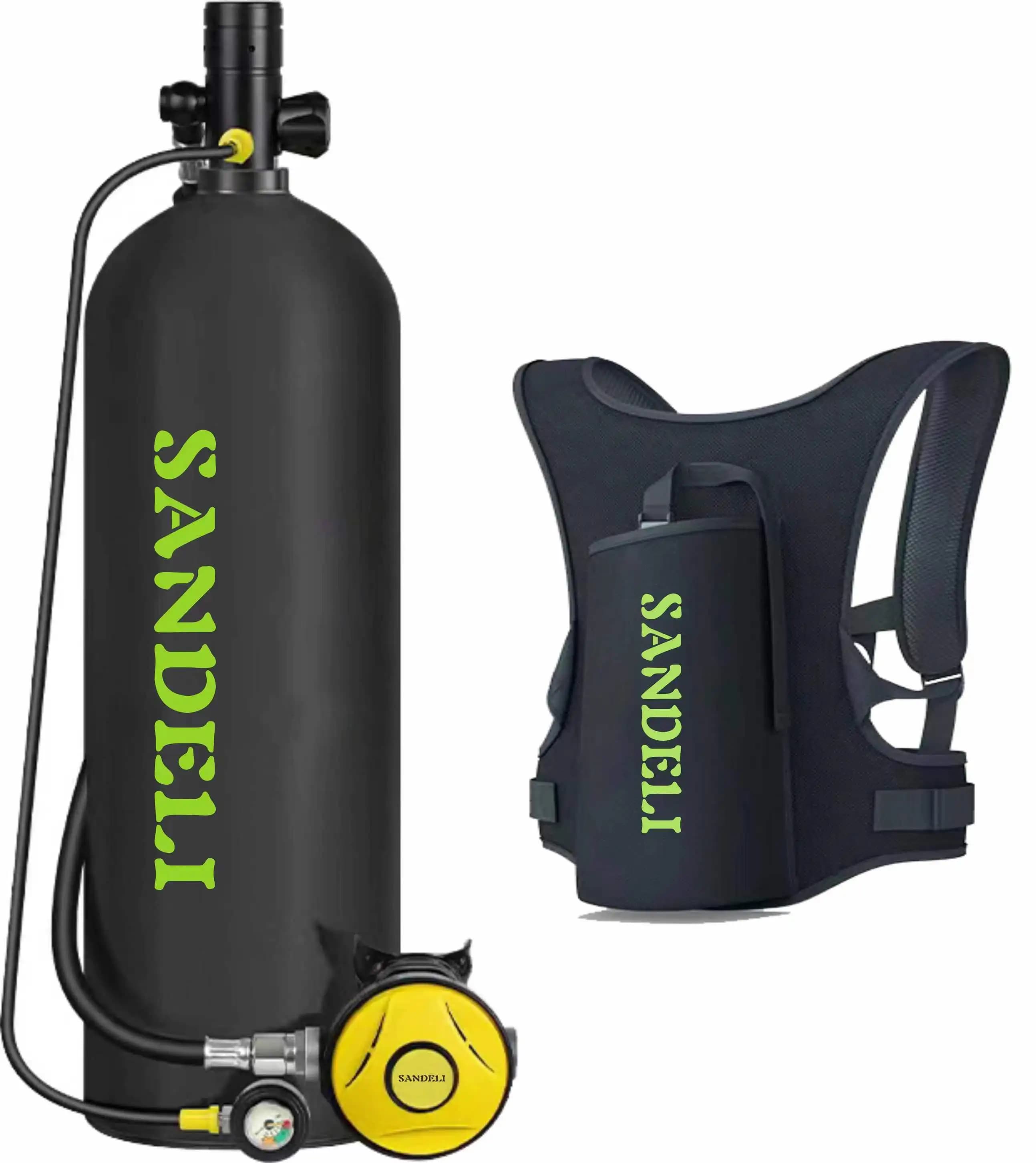 4 litre underwater tank regulator produced by the manufacturer, with integral mask, for diving lasting 40-50 minutes.