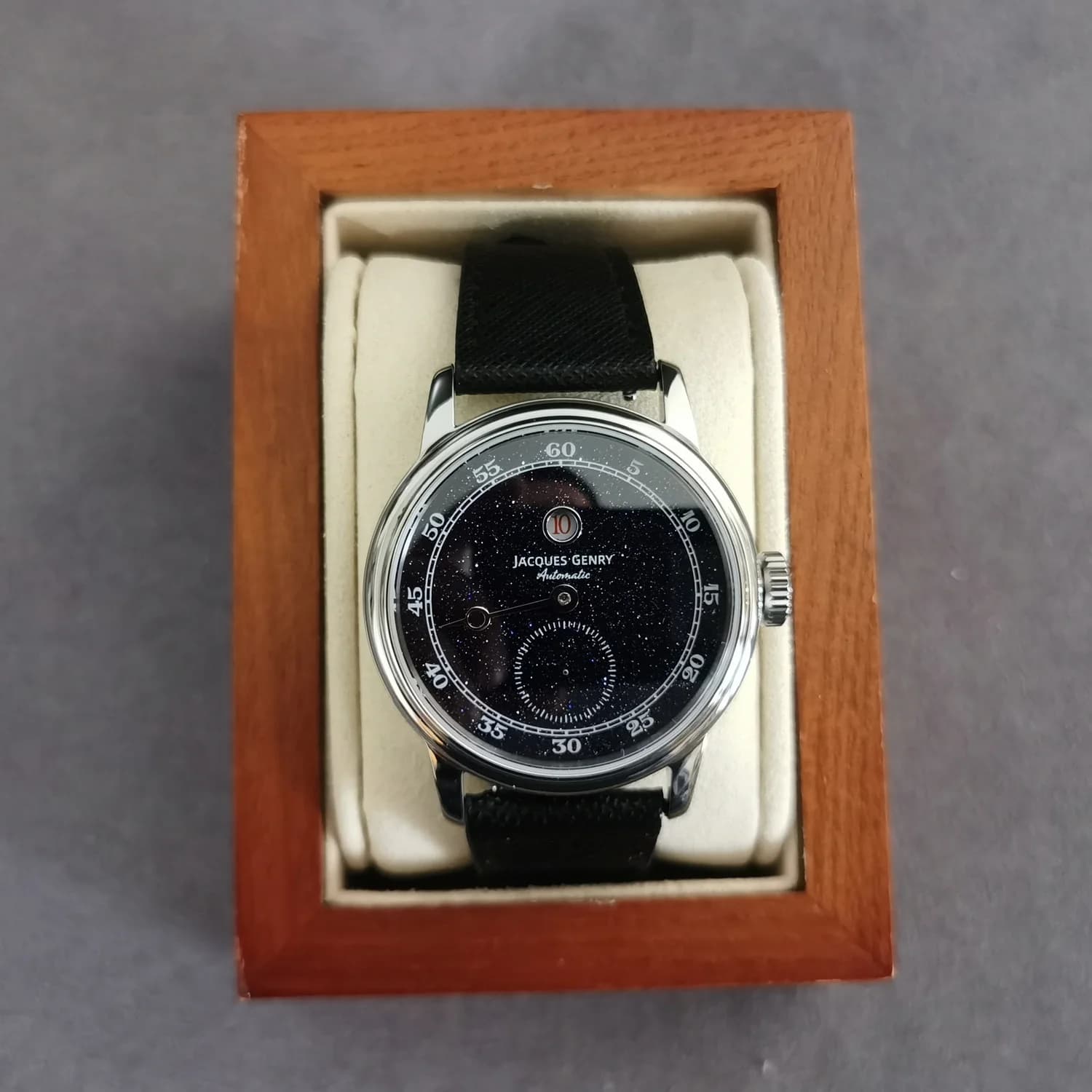 Jacques Genry Orologio automatico da uomo Moda 38mm Jump Hour Orologio da polso meccanico Sappire Mirror ST17 Quadrante blu levigato