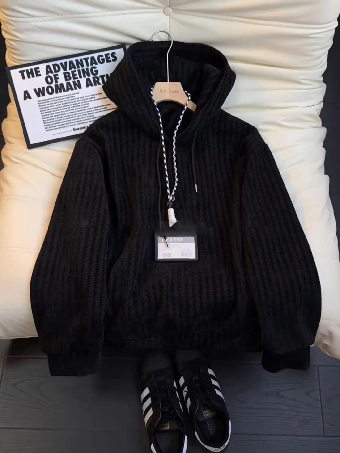 Felpa con Cappuccio Nera Foderata in Pile da Uomo, Giacca Boxy Autunno Inverno Stile Americano con Bottoni sulle Spalle, Comoda e Lunga