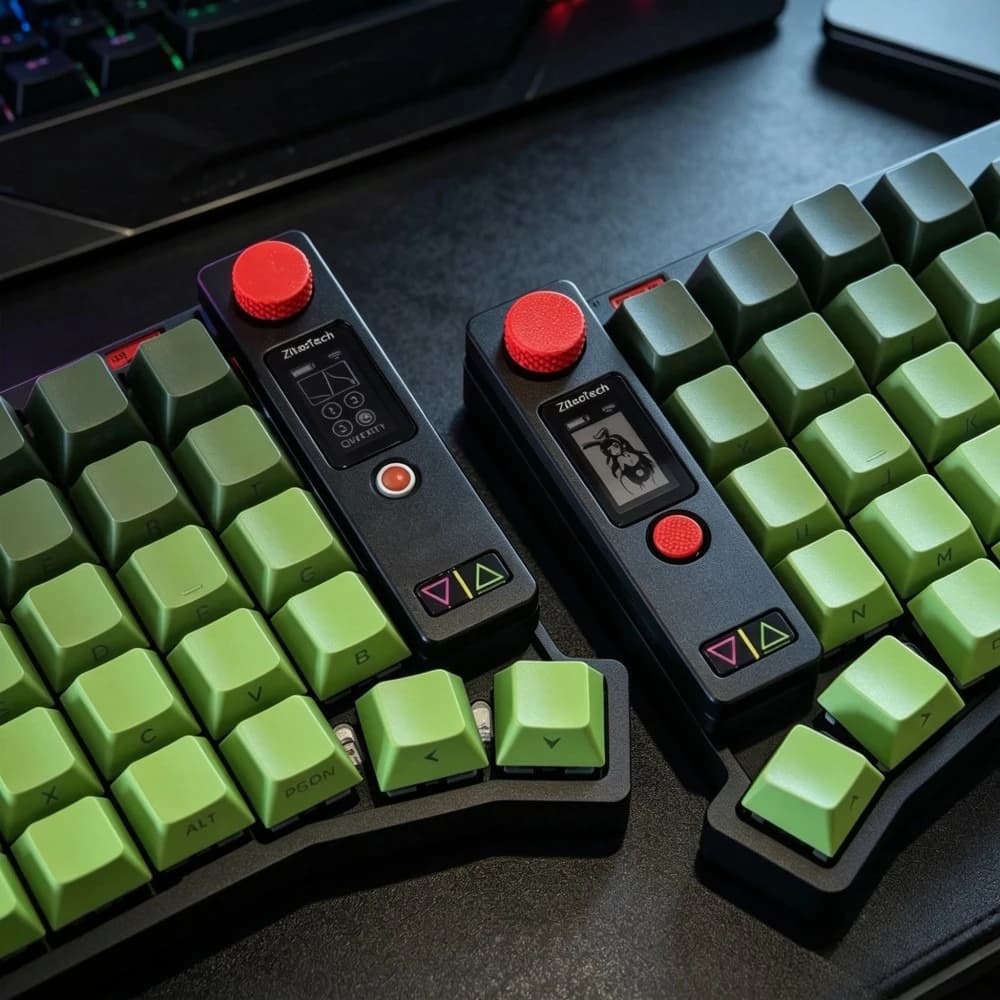 Kit Tastiera Divisa Wireless ZitaoTech Sofle con Mouse, Pulsante a Punto Rosso, Schermo e Case in Alluminio CNC - Regalo per Gamer