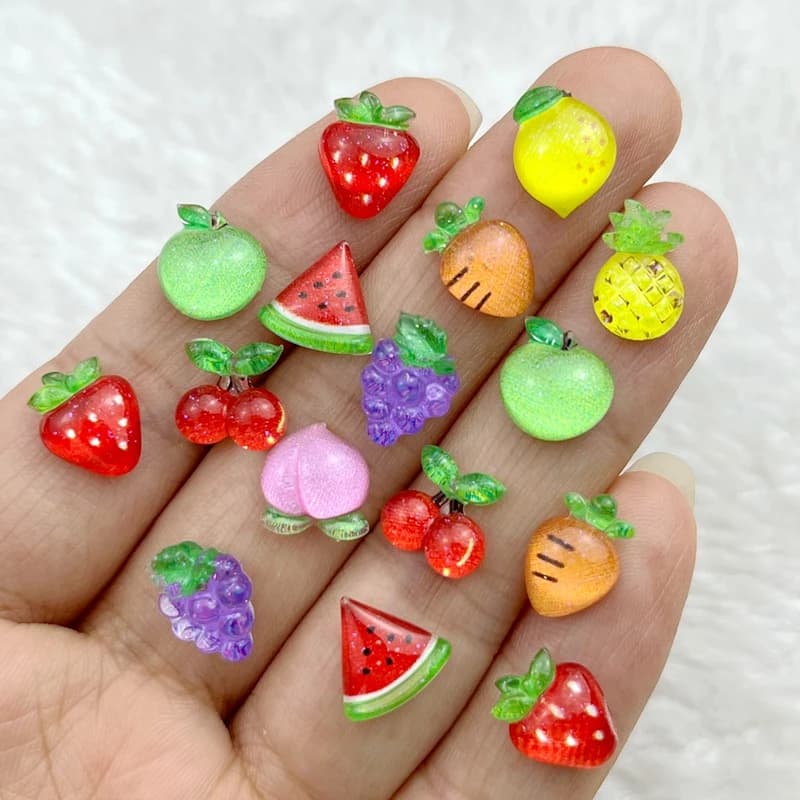 50 pz nuovo carino 7-11mm mini fragola, ciliegia, uva, anguria serie resina flatback ornamento creazione di gioielli manicure hairwear