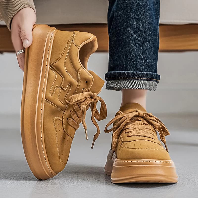 2026 new thick sole cut low trend sports casual breathable niche fashion shoes men's shoes table