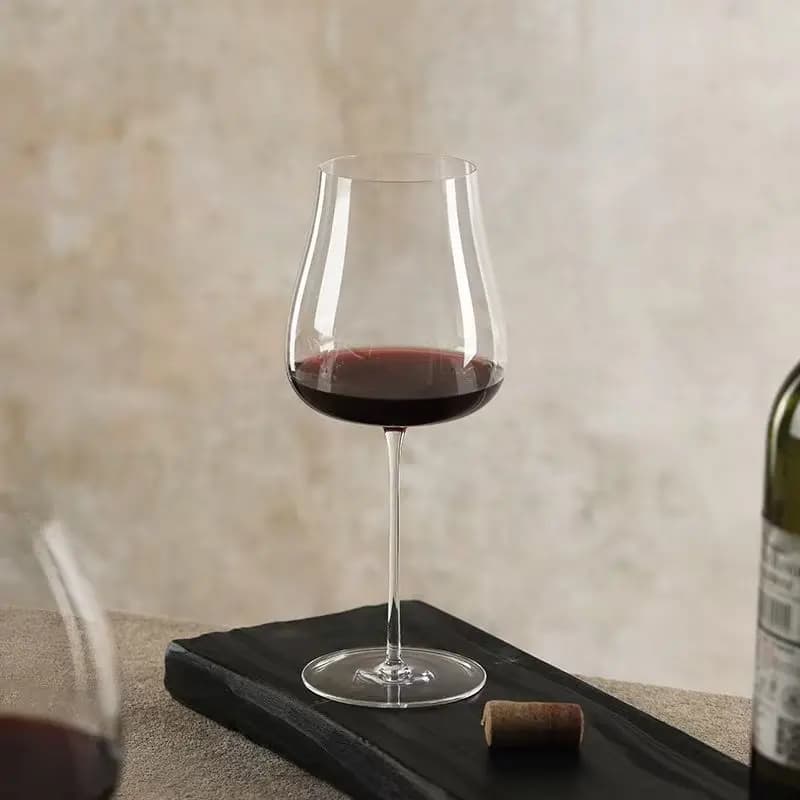 Ultra-Thin Handmade Lead-Free Crystal Glass Wine Glasses Lightweight High-Stemmed Bordeaux Glasses Transparent Design