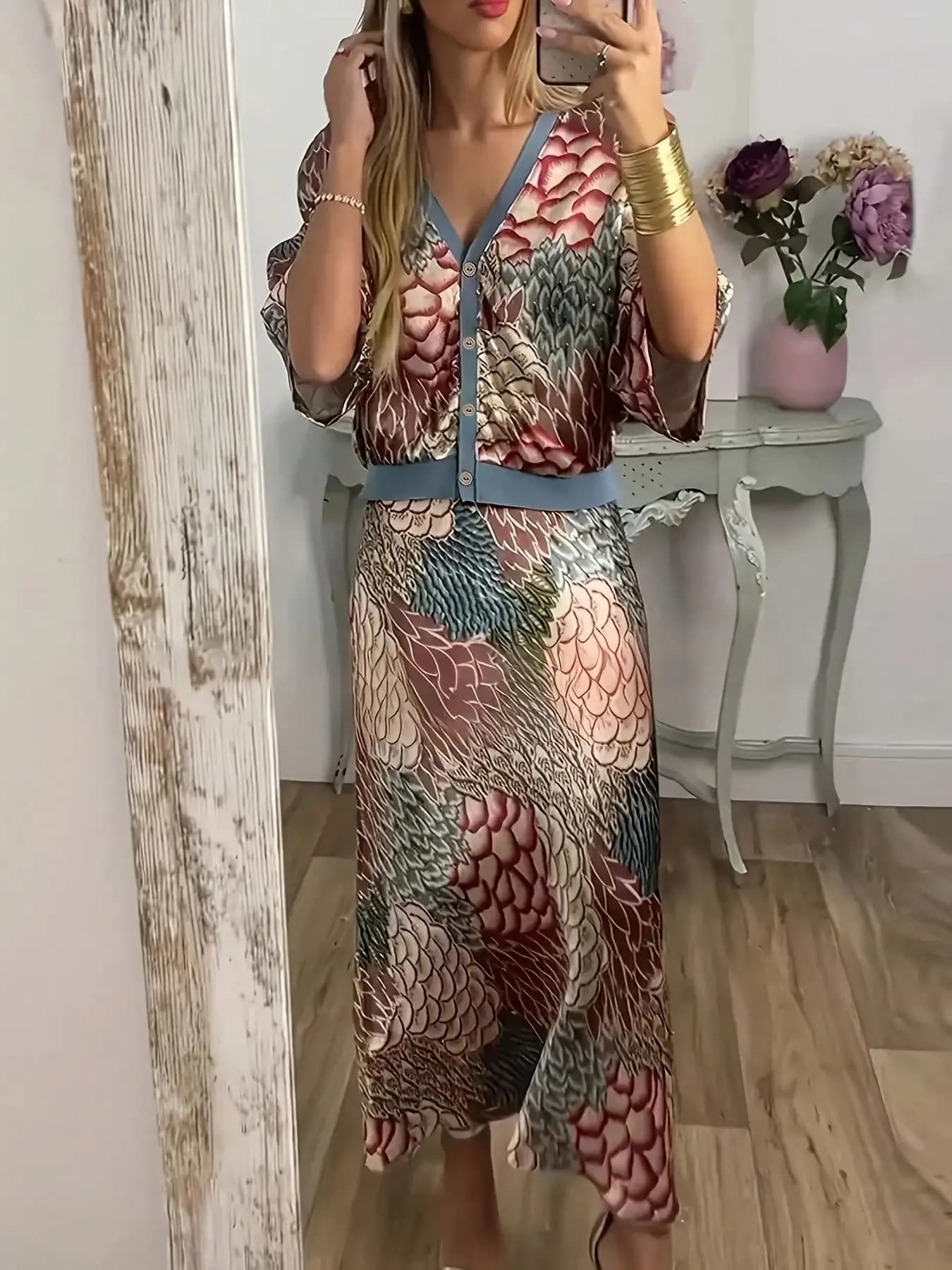 Set 2 Pieces with Floral Print Boho, Top with V-neck and Midi skirt