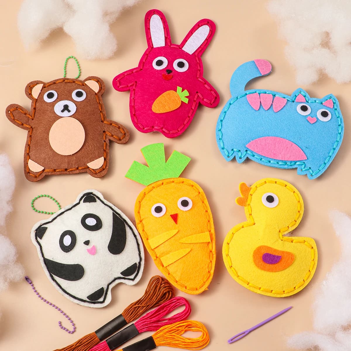 Starter Kit per cucito per principianti - Confezione da 6 pendenti con animali fatti a mano, materiale in feltro, perfetto per regali di compleanno per ragazze facili e divertenti (Han