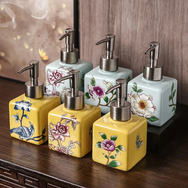 Bottiglia di disinfettante per le mani in ceramica nordica Bottiglia separata per shampoo per lozione dell'hotel Bottiglia separata per WC semplice Accessori per il bagno