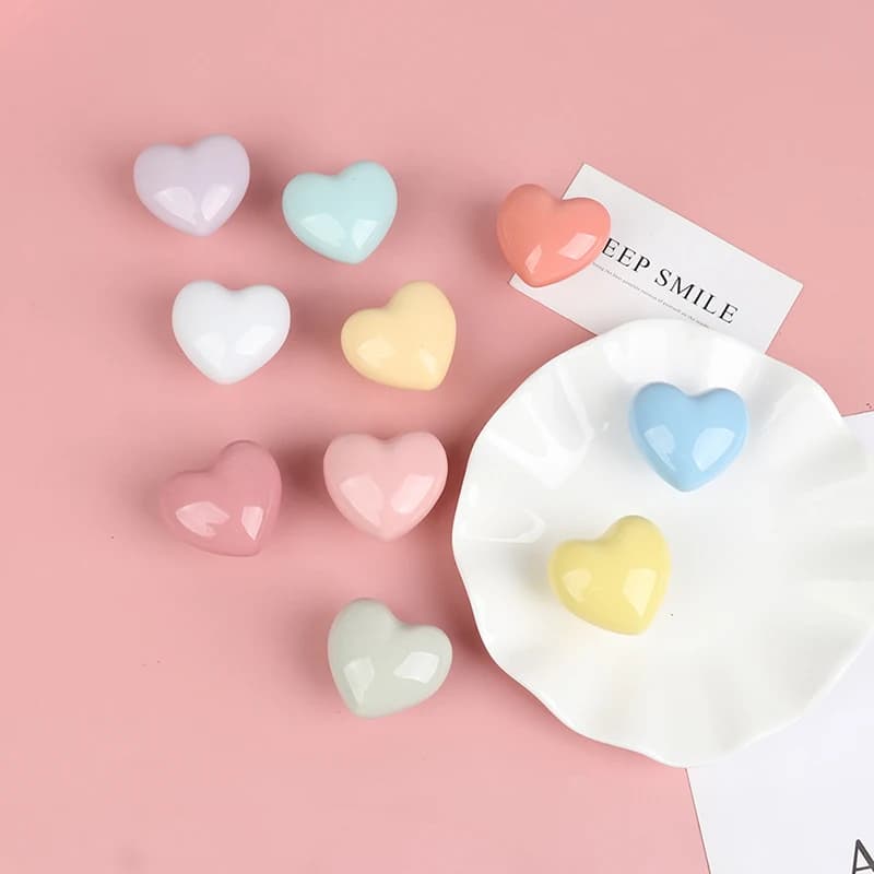 Manopole in cristallo per camera dei bambini Maniglia per cassetto rotonda a foro singolo carino Maniglie per cassetti per guardaroba in ceramica color cartone animato