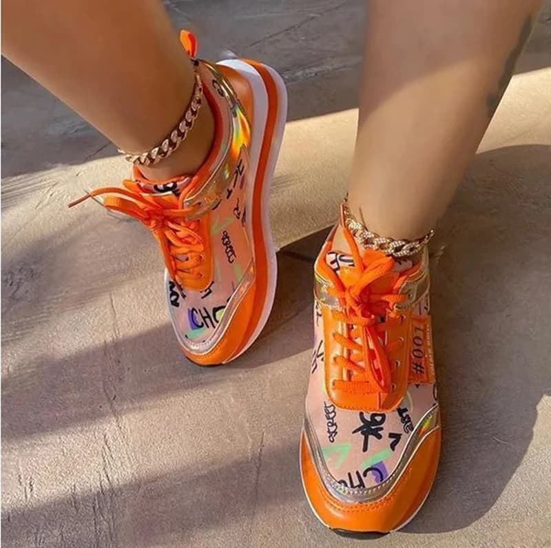 Scarpe sportive da donna 2023 nuova primavera autunno mesh traspirante moda appartamenti scarpe firmate Mujer stringate scarpe da ginnastica da corsa da passeggio