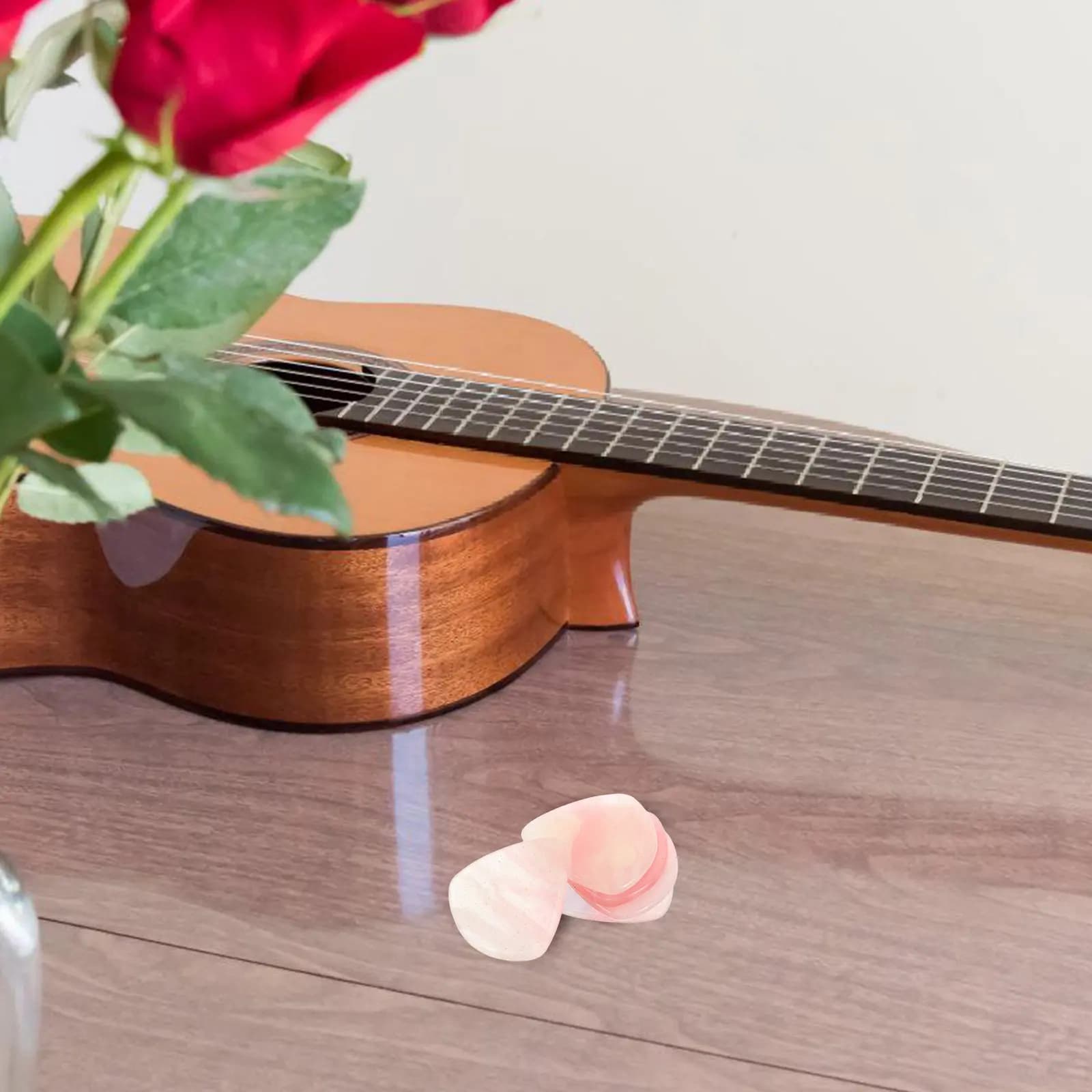 Set di 5 Plettri a Cuore in Resina per Chitarra Elettrica, Basso, Ukulele, Accessori Compatti per Pratica e Sostituzione