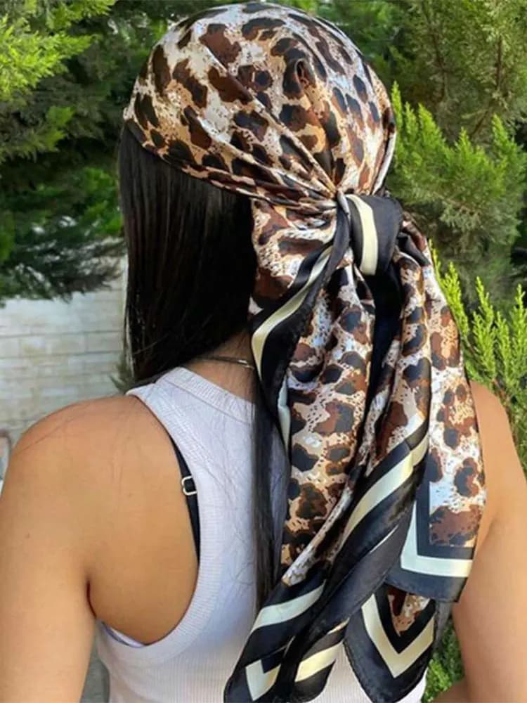 New Design Spring-Summer, 90cm Leopard Scarf for Women, Solar Protection, Foulard, Female Hijab, Copricapo, Bandana