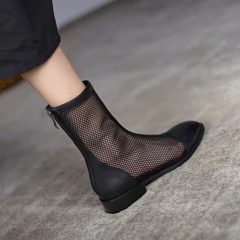Women Summer Low Heel Roman Style Open Toe Sandals Breathable Lace Up Gladiator Boots for Casual Outfits and Beach Wear