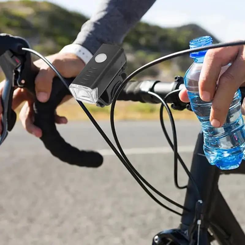 Luci per biciclette per la guida notturna per mountain bike Luce per bici con ricarica USB Torcia per bici da pilota notturno Luci per biciclette antipioggia
