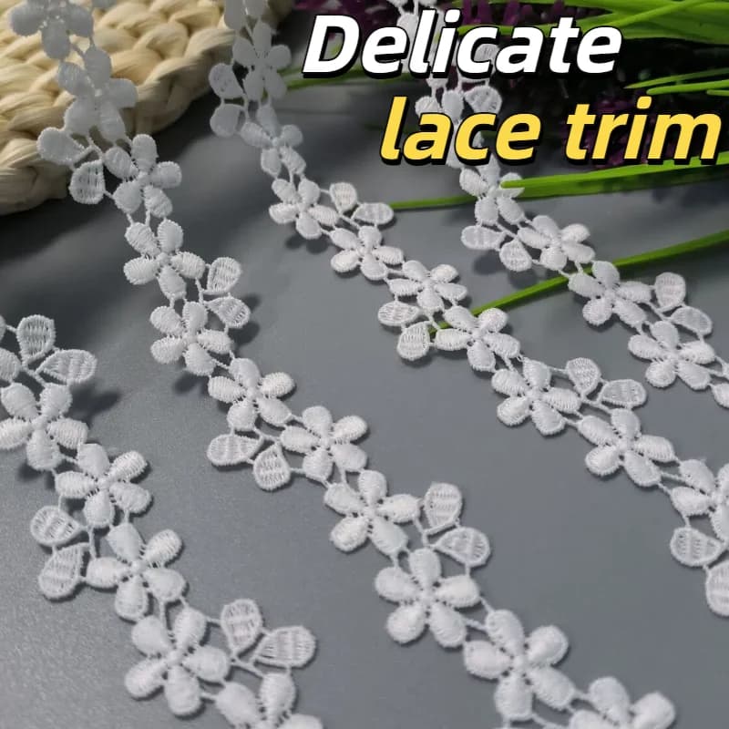 Mini Pizzo Bianco a Trifoglio, Ricamo Floreale, 0,78 Pollici, per Biancheria Intima, Fermagli per Capelli e Decorazioni Fai-da-Te