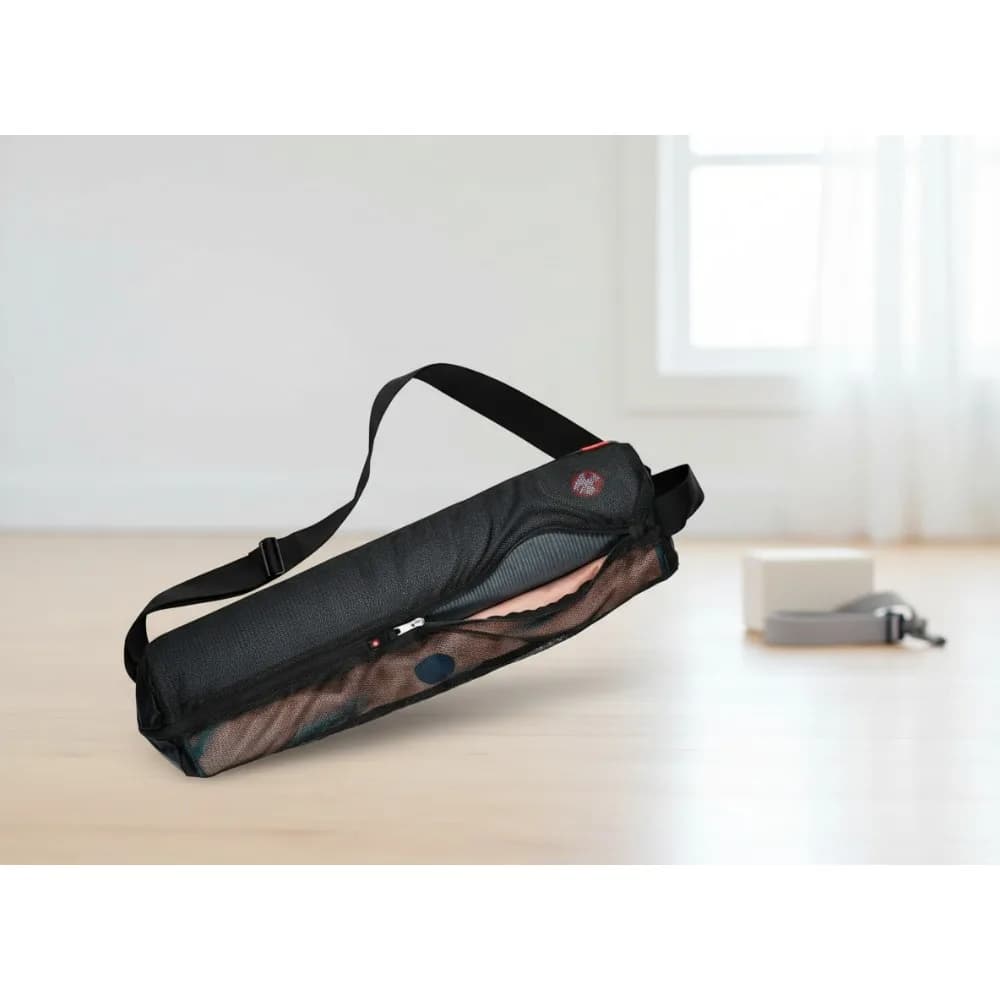 Breathable yoga mat bag with full zipper with pocket, adjustable shoulder strap for most mats: ideal for Yogisi and travel