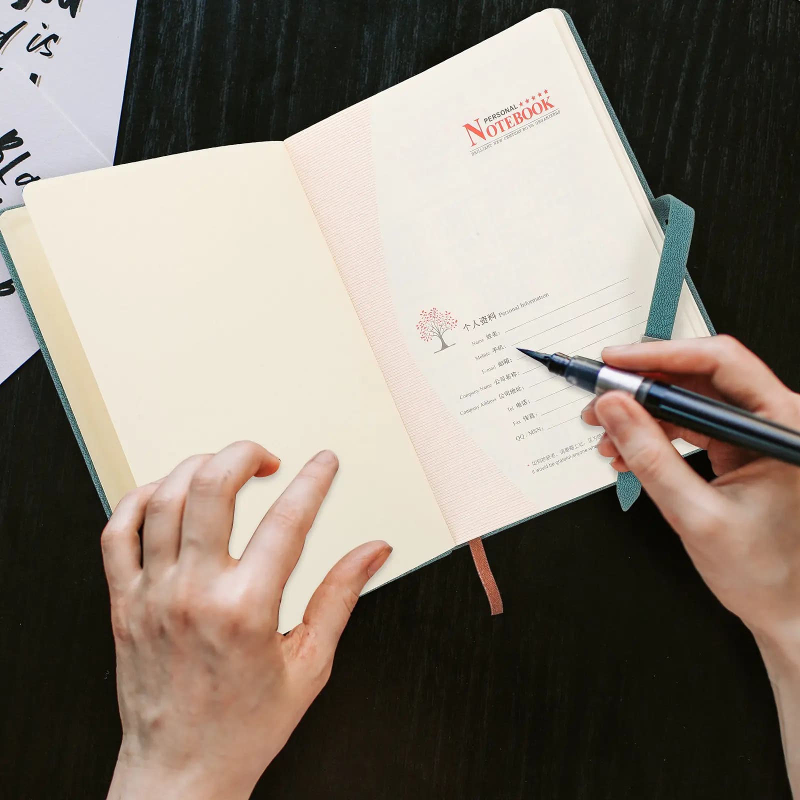 Agenda Aziendale A5, Pianificatore Giornaliero, Taccuino Leggero e Portatile per Professionisti, Studenti, Insegnanti, Pianificazione degli Obiettivi e delle Abitudini