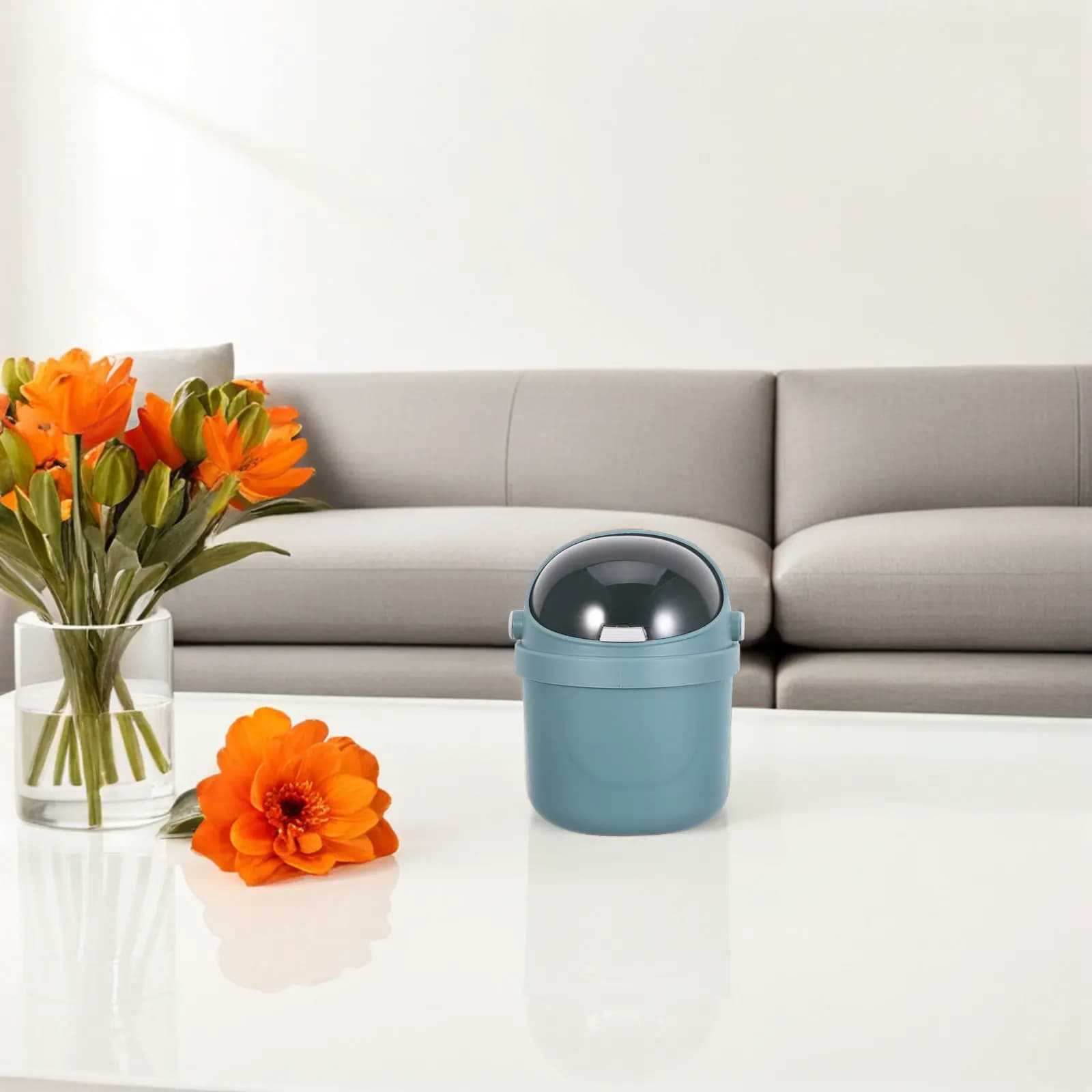 Mini Cestino da Scrivania con Coperchio, Simpatico Contenitore per Rifiuti in Plastica a Forma di Cartone Animato, Bidone Portatile da Tavolo, Mini Pattumiera per Scrivania
