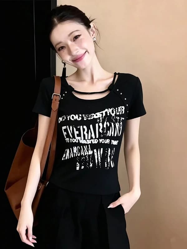 Retro American plus Size Short Sleeve T-Shirt Women's Summer New Style Spicy Girl Print Rivet Design Slim Fit Black Top