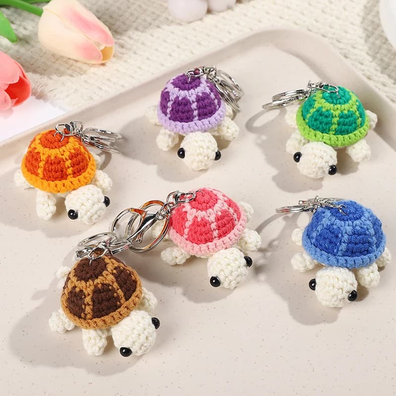 Mini Portachiavi a Forma di Tartaruga all'Uncinetto, Divertente e Creativo Ciondolo per Zaino, Accessorio Kawaii Unisex, Giocattolo per Studenti, Ornamento da Appendere