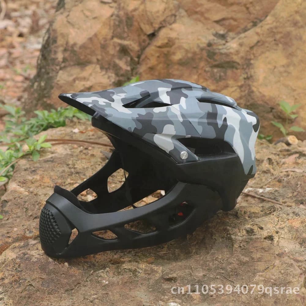 Men's Unisex Integral Helmet Riding Hat for Mountain Bike Road Sport Camouflage PC Shell with EPS Inside L 54-60