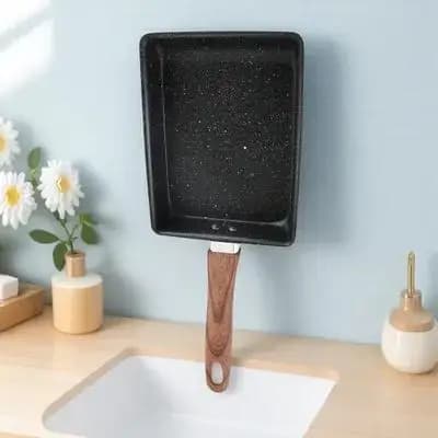 Anti-stick square pan for omelette and Tamagoyaki, for domestic and outdoor use, for frying, grilling and cooking without Chemical Substances