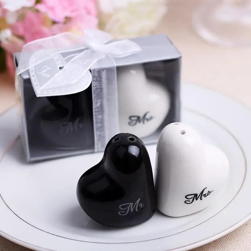 Set di contenitori per sale e peperoni rotondi + cubetti in ceramica Mr. e Mrs. Bomboniere per matrimoni