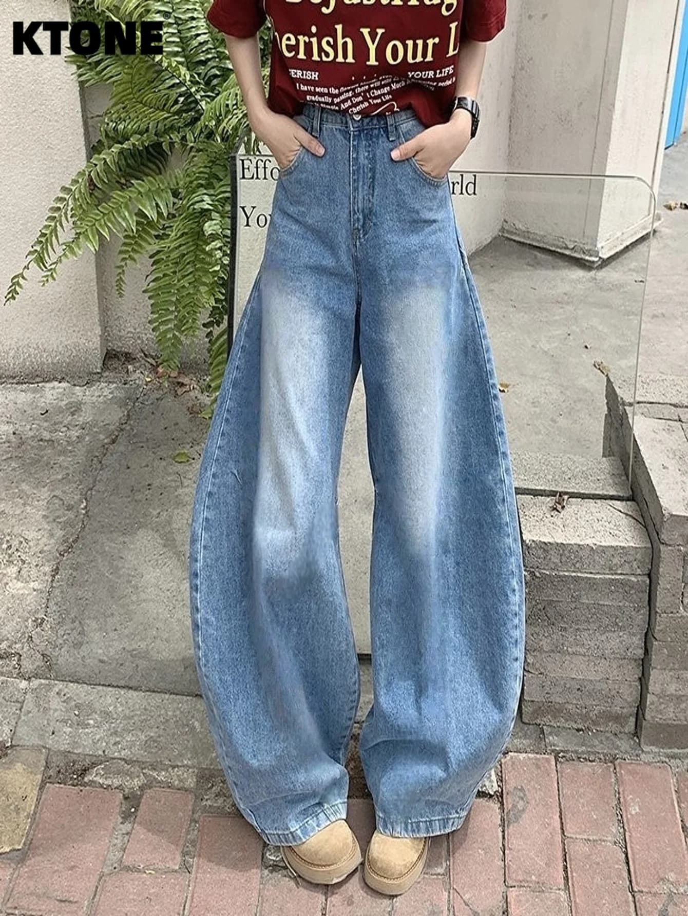 Jeans blu larghi da uomo, abbigliamento Y2k, pantaloni casual originali di tendenza, stile street. Nessun accessorio o cintura inclusi.